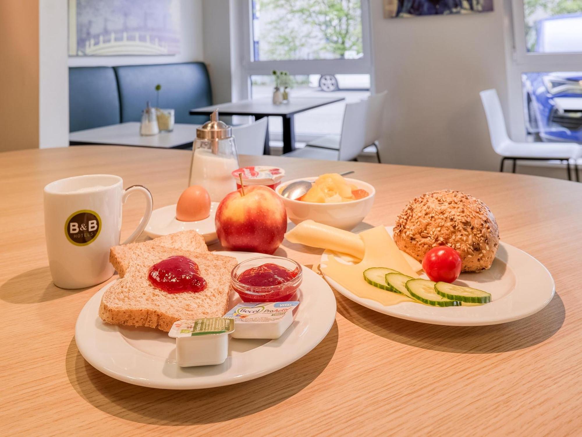 B&B ホテル シュトゥットガルト-ファイインゲン エクステリア 写真